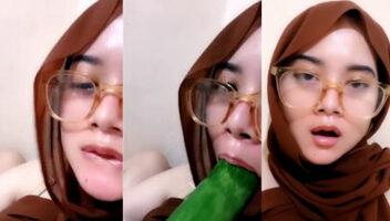 Bokep Streaming: Silvia Ukhty Bertopeng dan Keenakan dengan Colmek Pake Timun