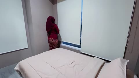 Nonton Bokep Gadis Berjilbab dengan Kebaya Merah Sedang ngentot