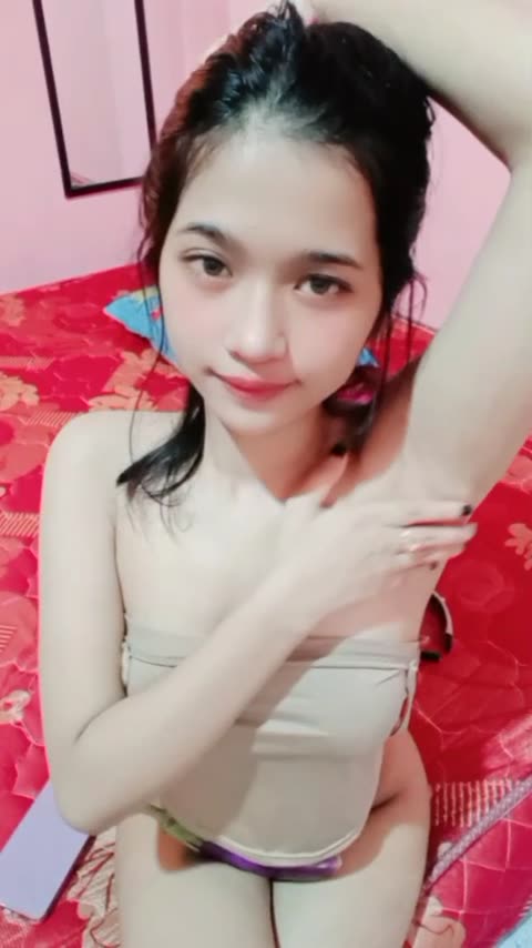 Bokep Indo Alya Telanjang dengan Kulit Mulus