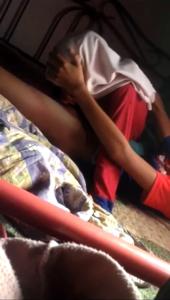 Bokep Indo: Abis Cfd Jilbab Putih Nyepong – Video Erotis Terbaru