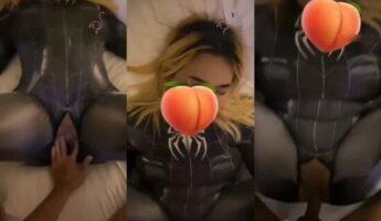 Nonton Bokep: Miss Kirei Ngewe Dildo dalam Kostum SpiderWoman
