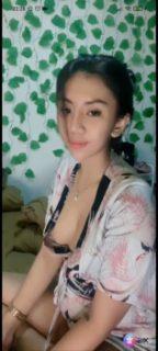 Bokep Indo: Babyfox Kakak Cantik Uting Intip