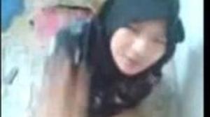 Video Bokep: Jilbab Hitam Keenakan – Ngentot Eksplisit