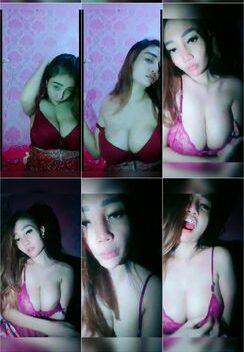 Bokep Indo: Sasmita Lepas Hijab Pamer Body Seksi