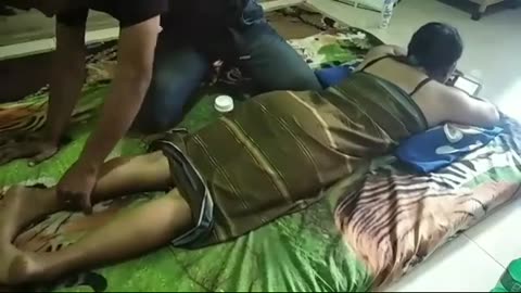 Nonton Bokep Pijat Mesum dengan STW Mbah Maryono – Video Hot dan Eksplisit
